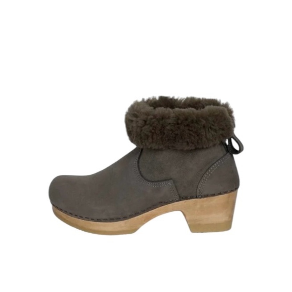 Shearling Clog, String